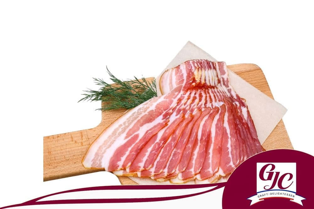 Poitrine de porc fumée tranchée